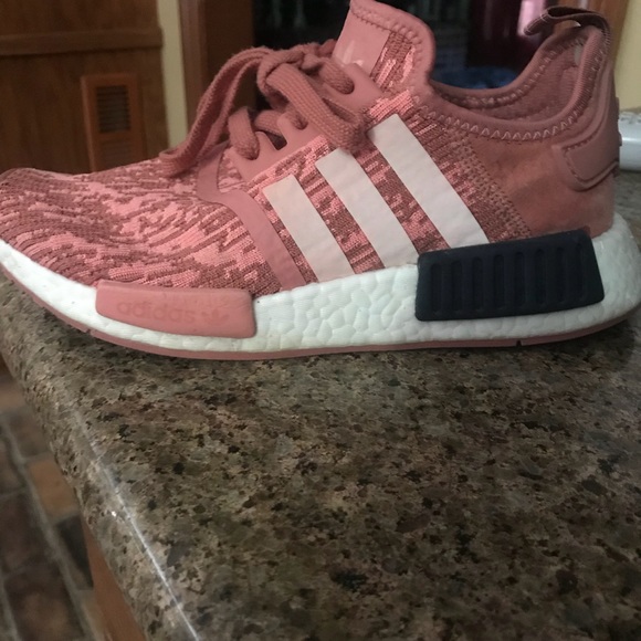 Adidas pink shoes. Only worn a couple of times. - Picture 4 of 4